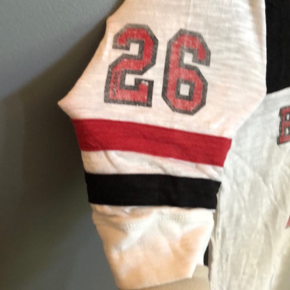 Distress blackhawks quarter sleeve top - Picture 4 of 7